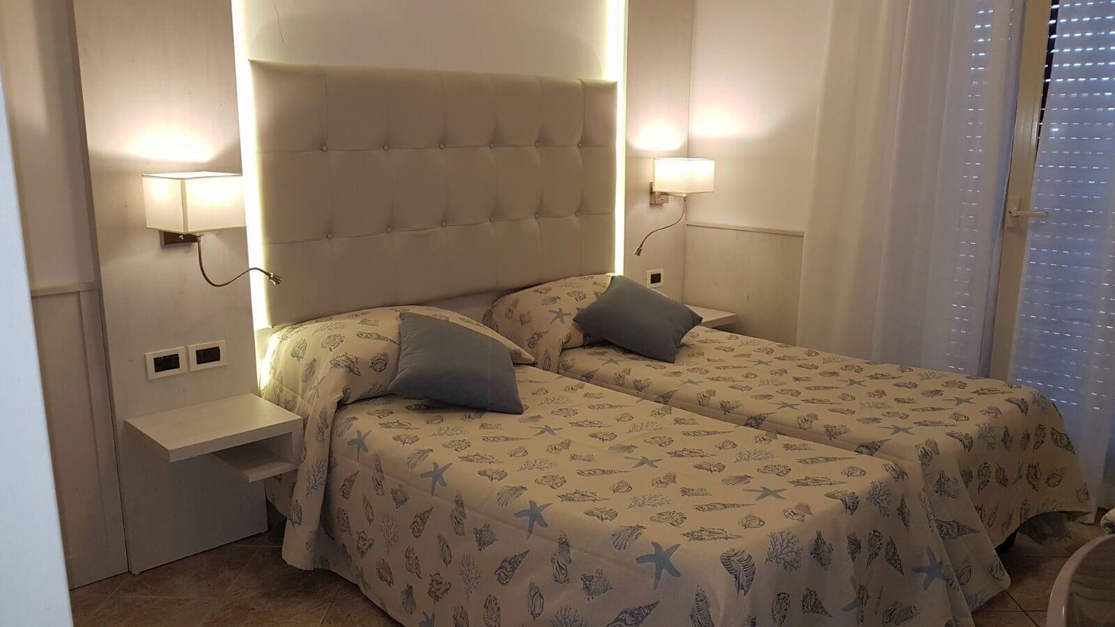 וירג'יו Hotel Bella Riviera Lungomare מראה חיצוני תמונה