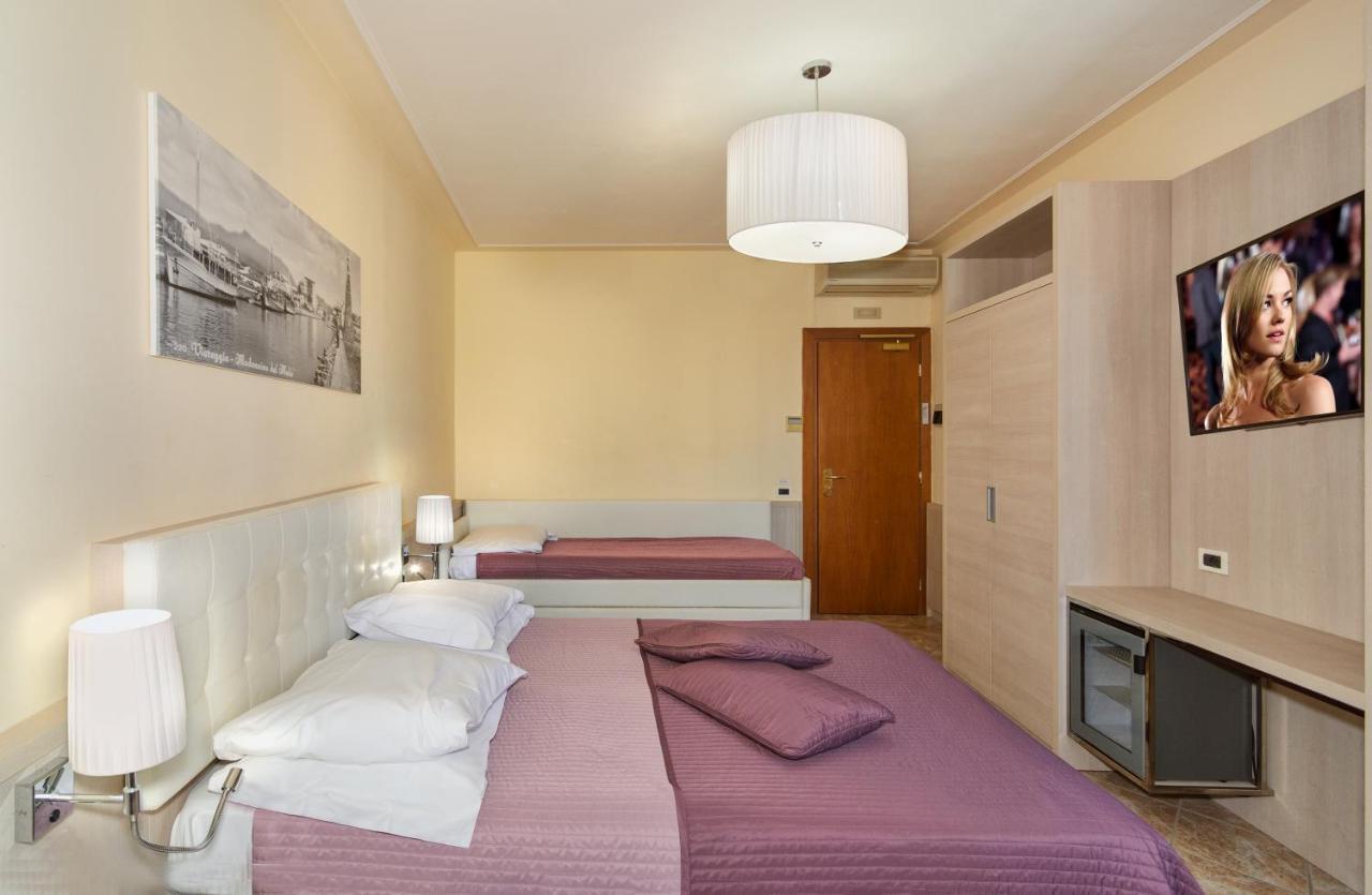 וירג'יו Hotel Bella Riviera Lungomare מראה חיצוני תמונה